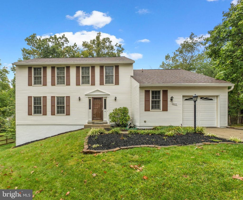 Photo of 8602 Hayshed Lane, COLUMBIA, MD 21045 (MLS # MDHW2058874)
