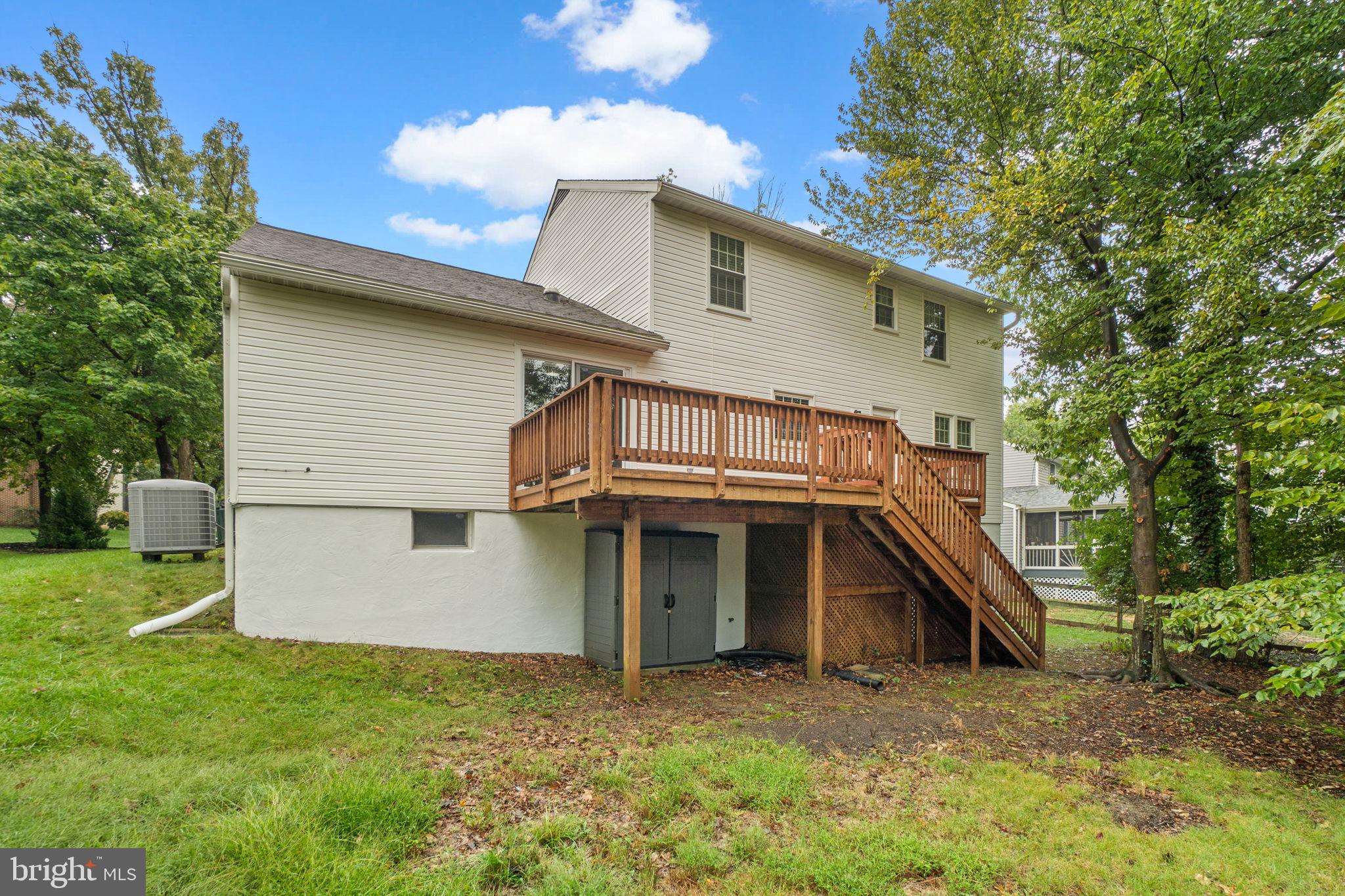 VILLAGE OF LONG REACH - Residential