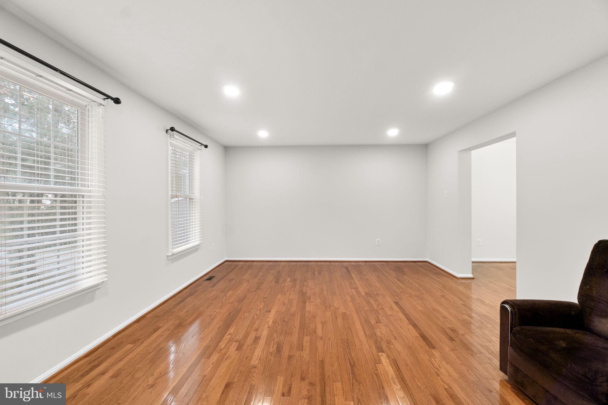 8602 HAYSHED LANE