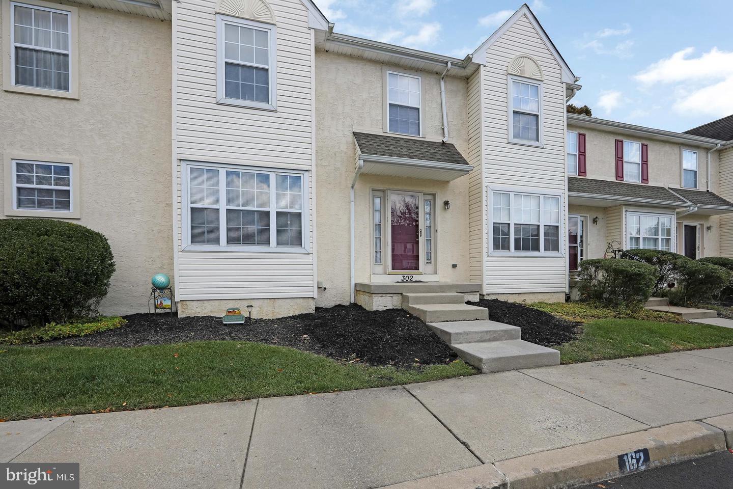 302 ALLENS LANE