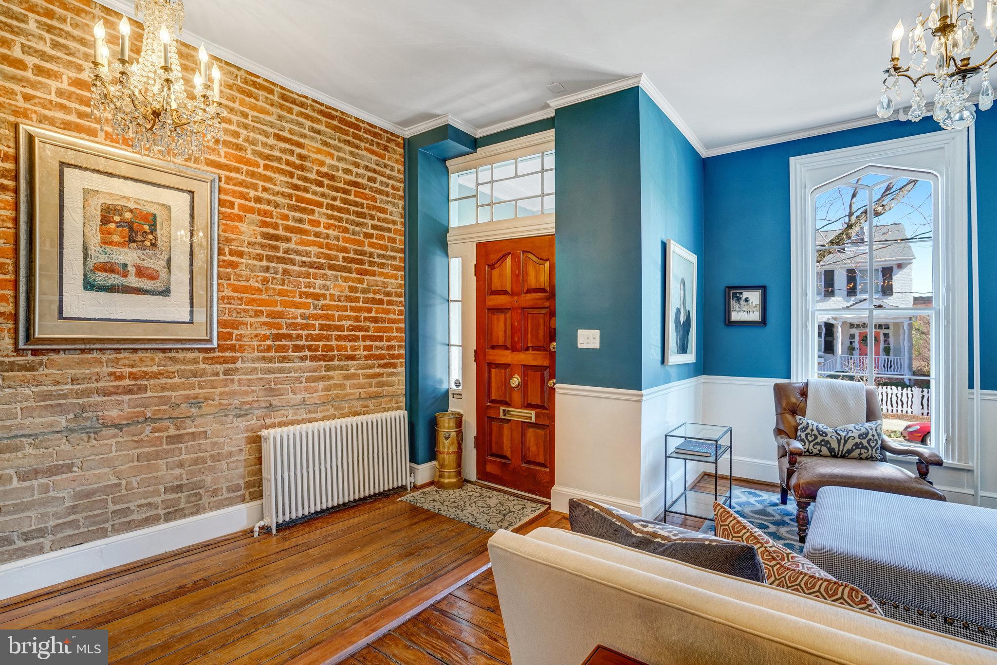 OLD TOWN ALEXANDRIA - Residential