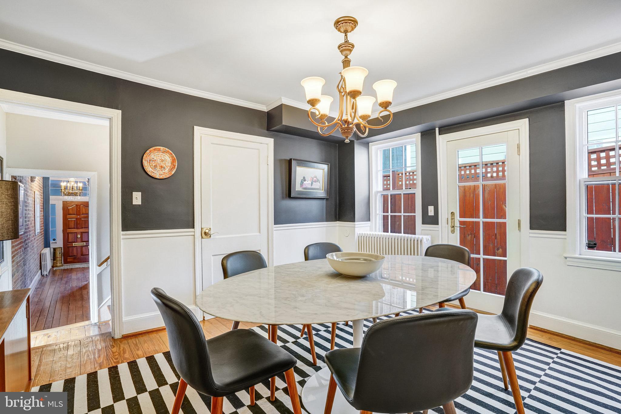 OLD TOWN ALEXANDRIA - Residential