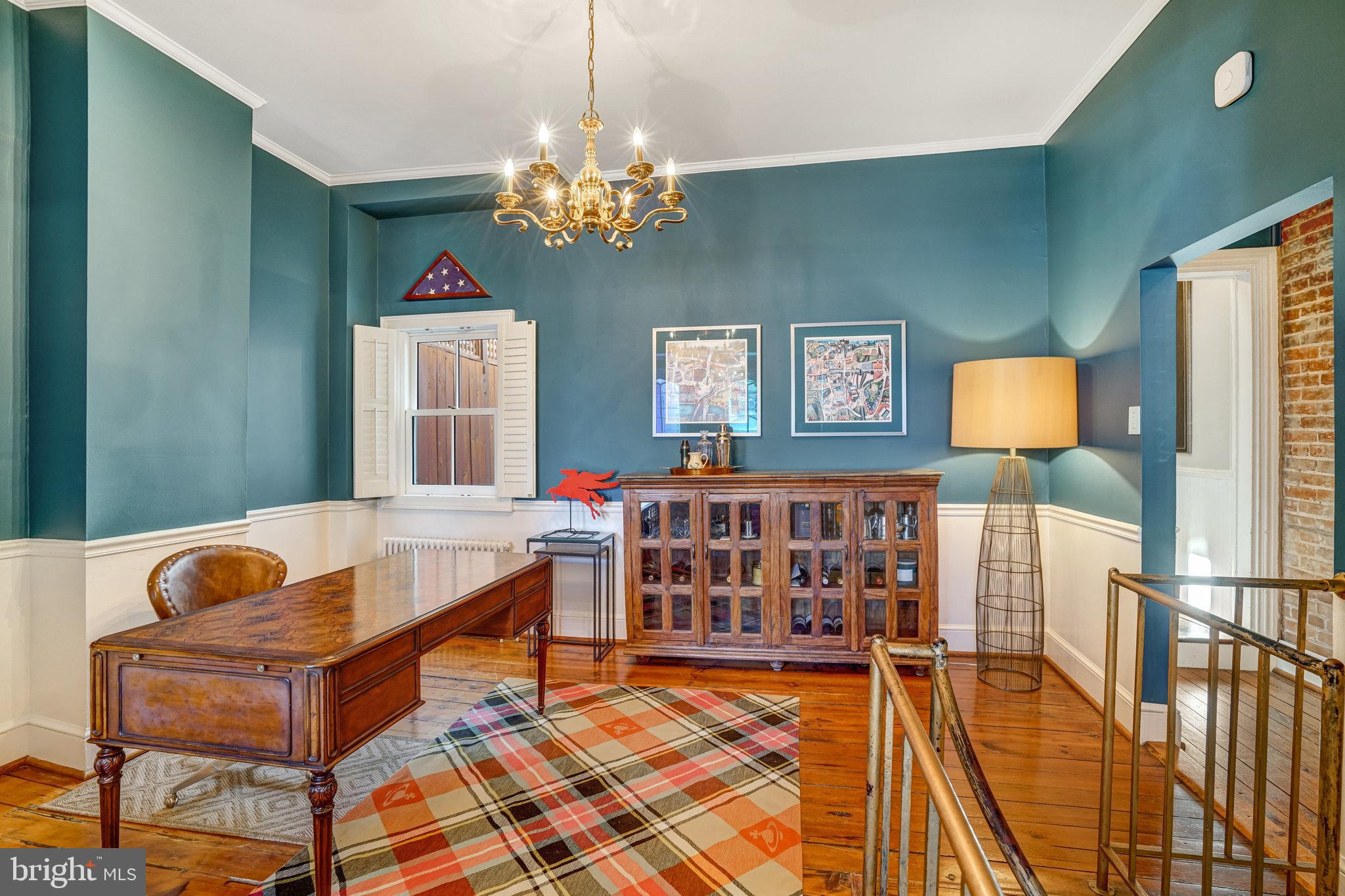 OLD TOWN ALEXANDRIA - Residential