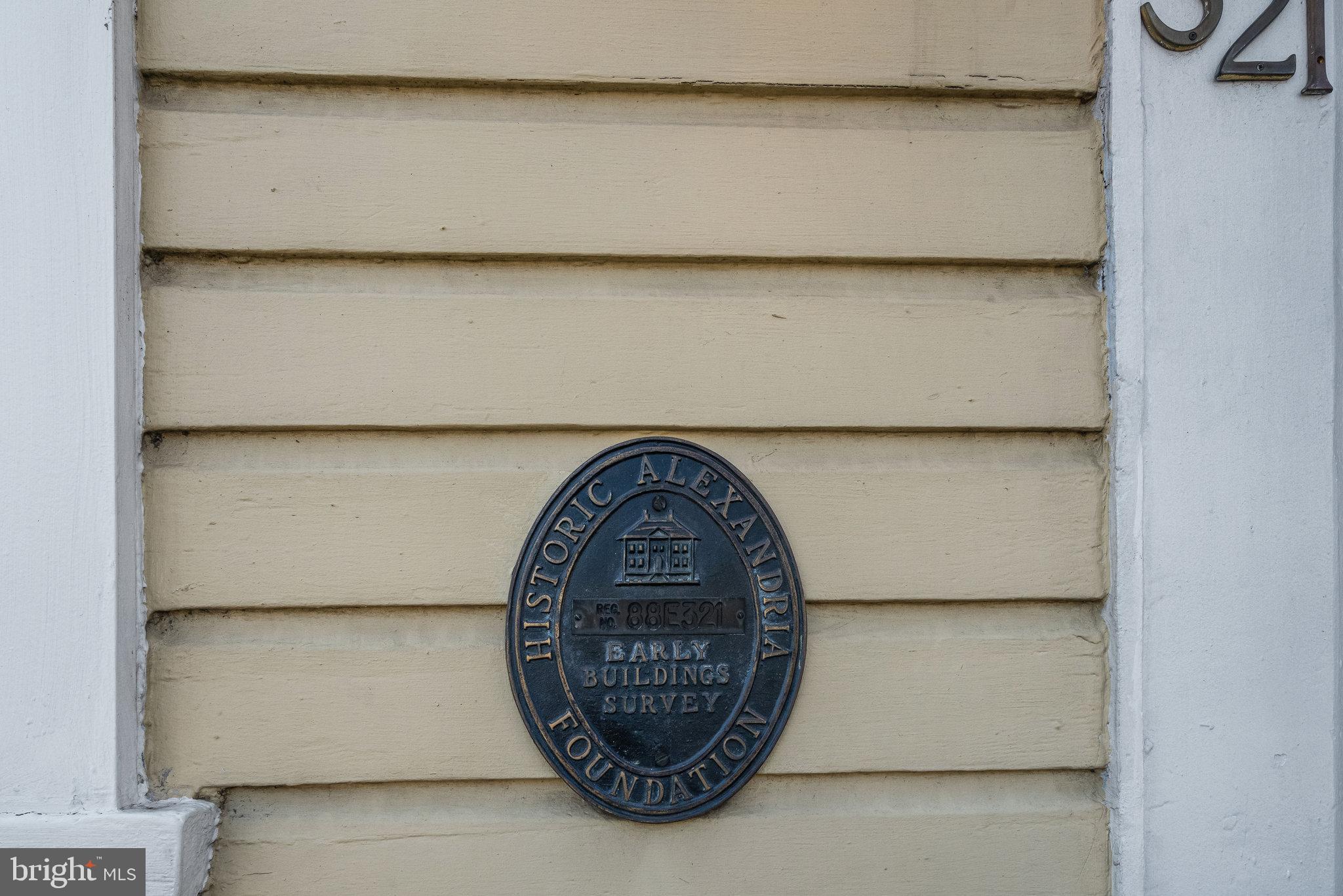 OLD TOWN ALEXANDRIA - Residential