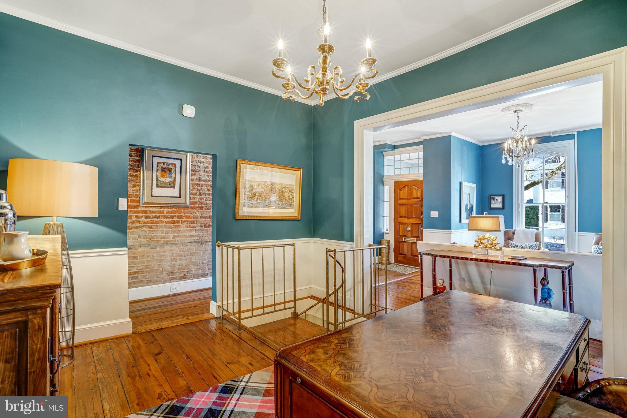 OLD TOWN ALEXANDRIA - Residential