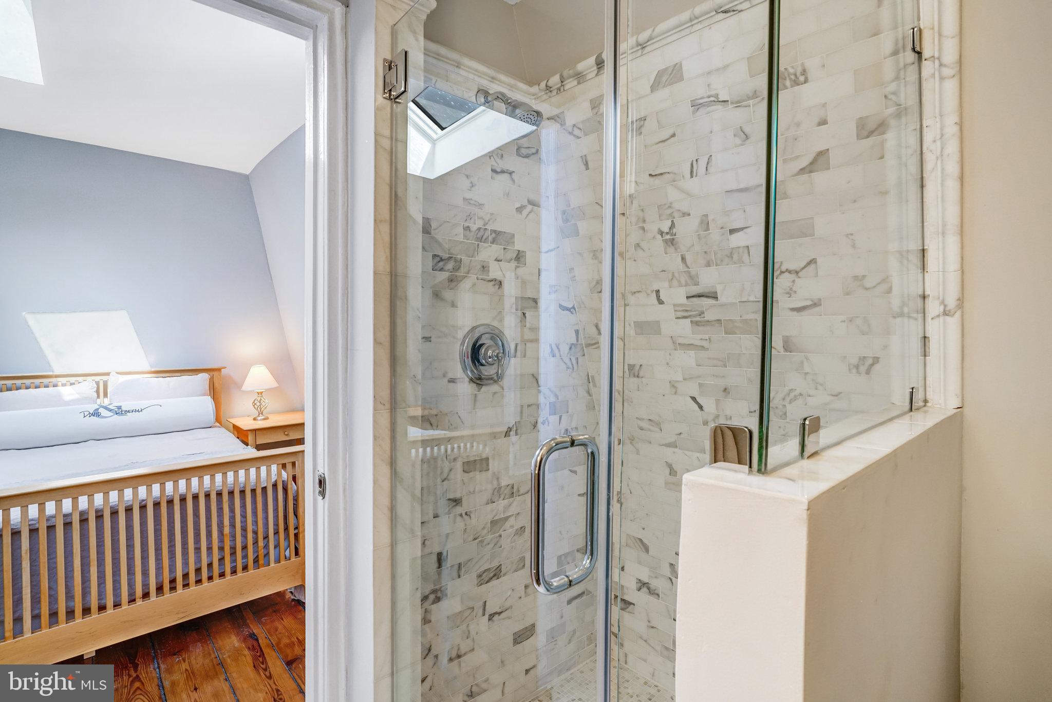 OLD TOWN ALEXANDRIA - Residential