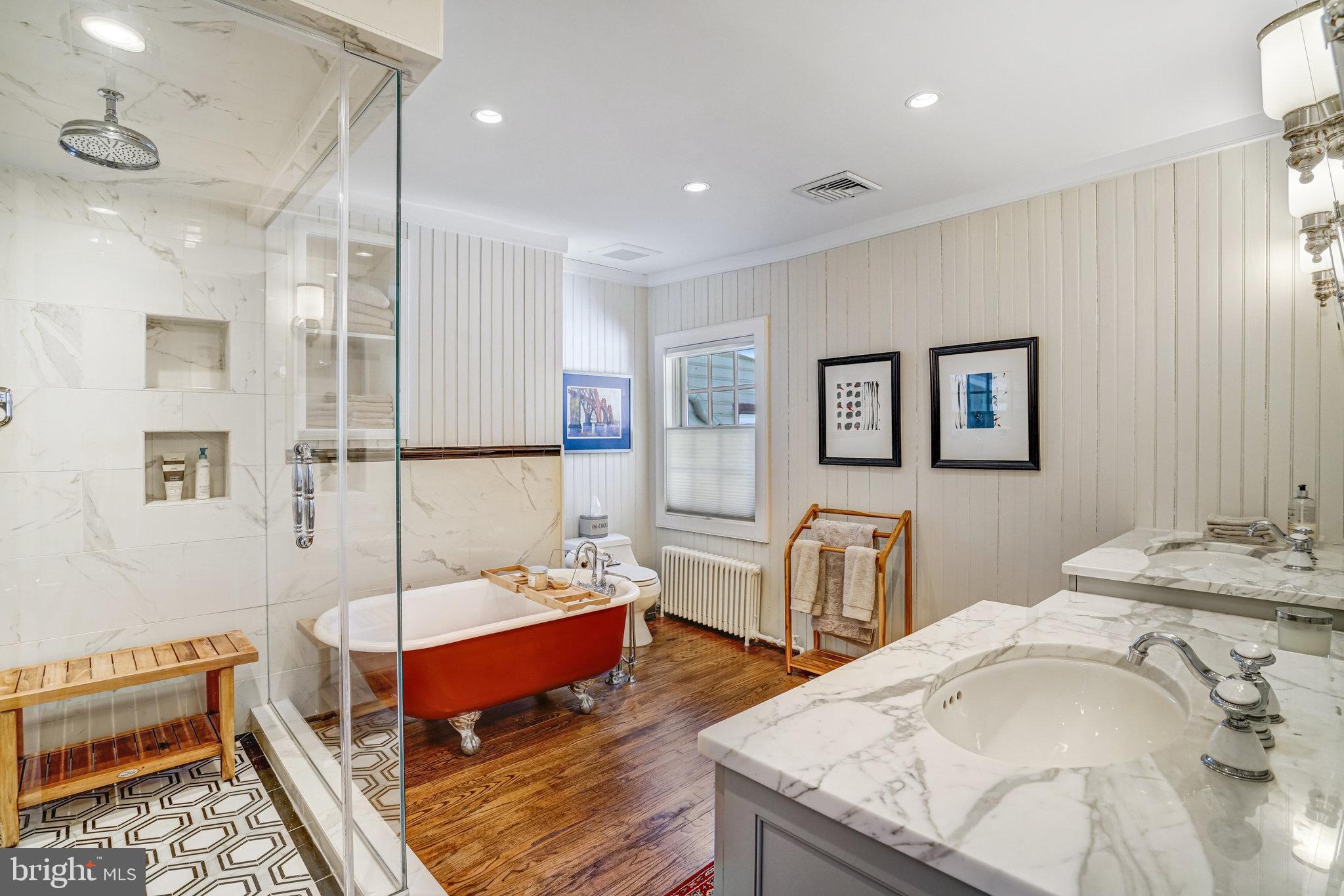 OLD TOWN ALEXANDRIA - Residential