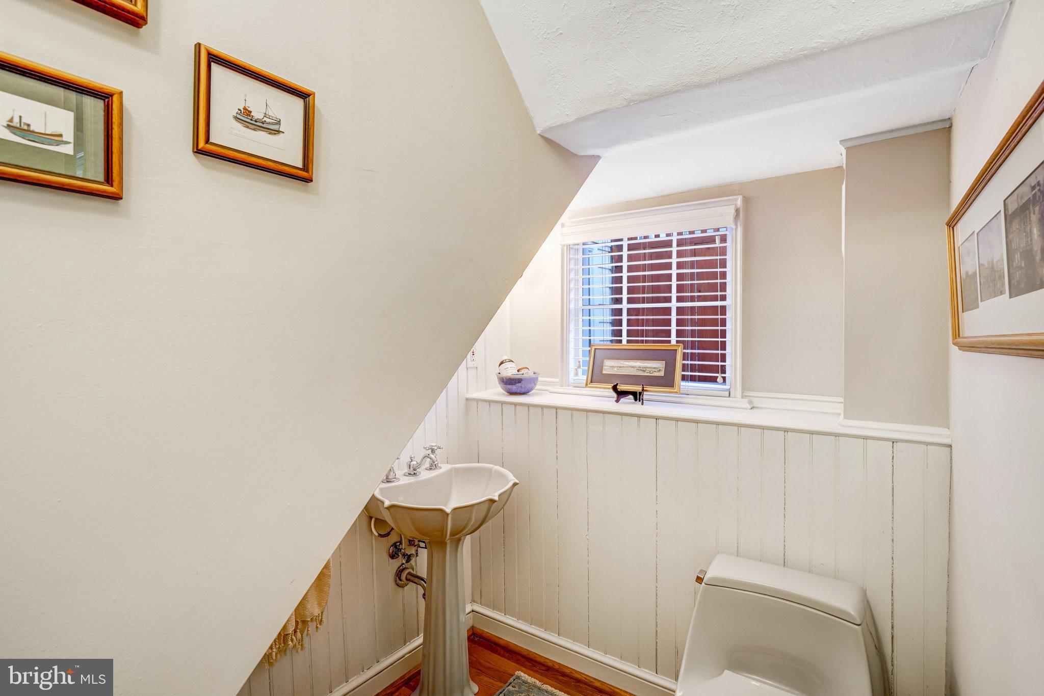 OLD TOWN ALEXANDRIA - Residential