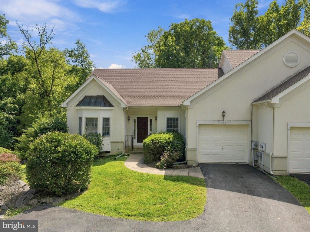 Photo of 260 Fernbank Drive, SHEPHERDSTOWN, WV 25443 (MLS # WVJF2026308)