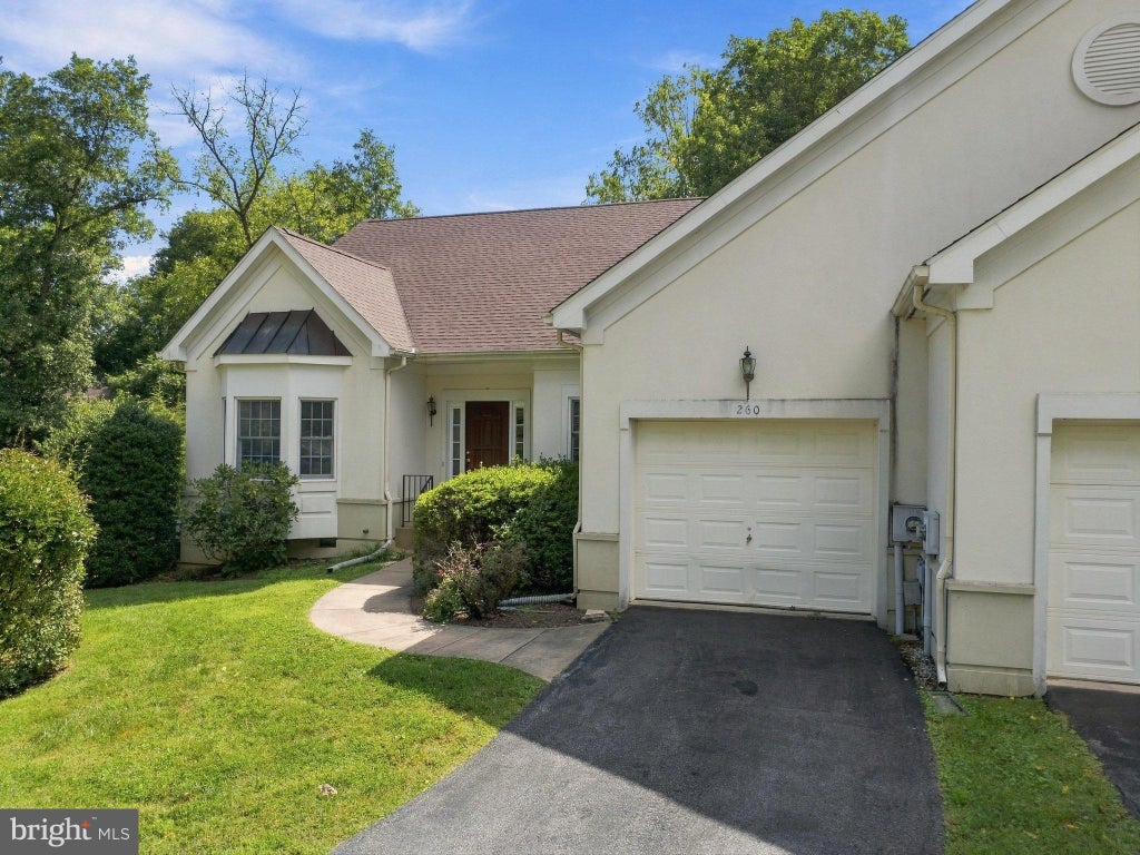 Photo of 260 Fernbank Drive, SHEPHERDSTOWN, WV 25443 (MLS # WVJF2026308)