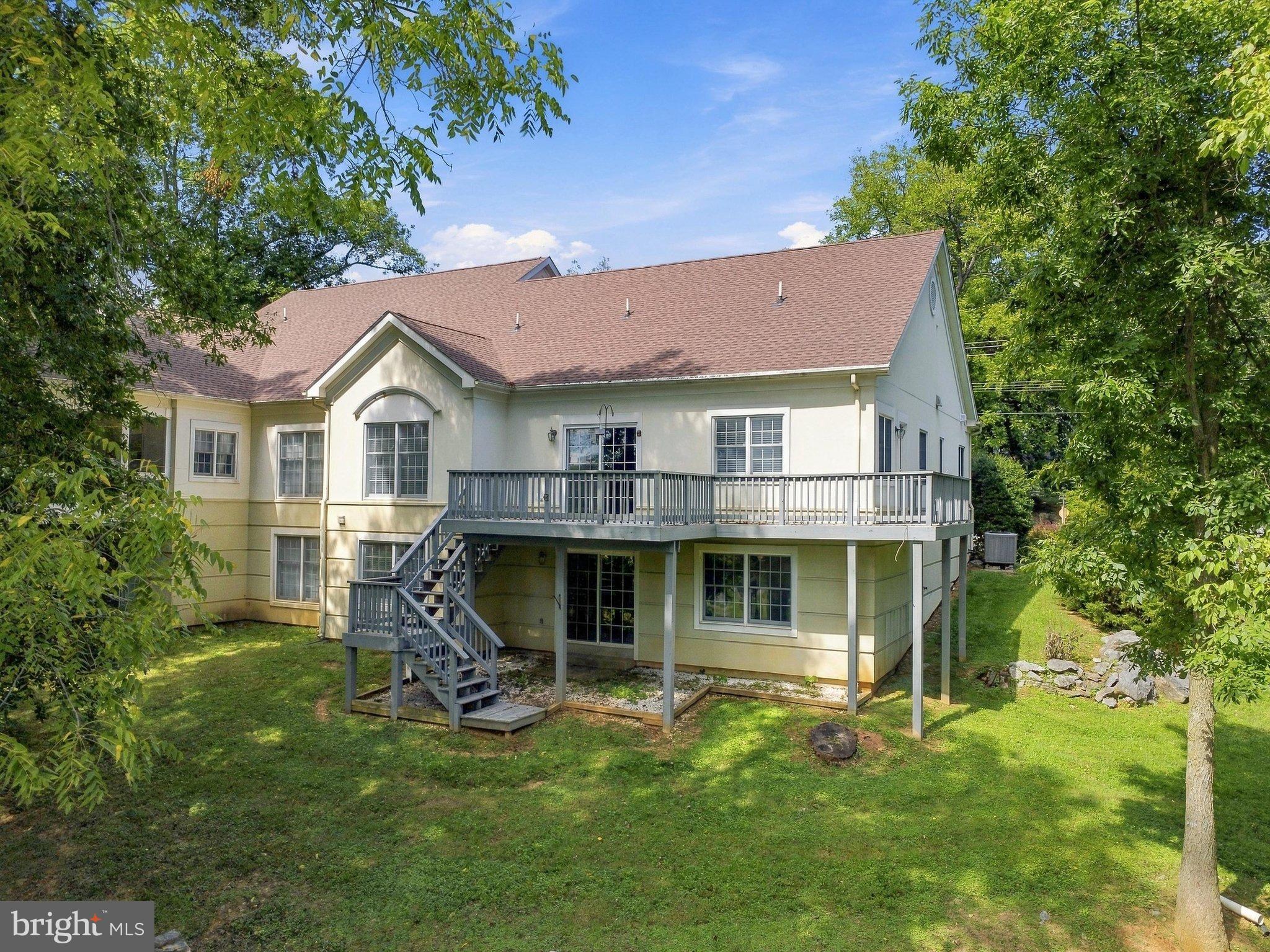 260 FERNBANK DRIVE