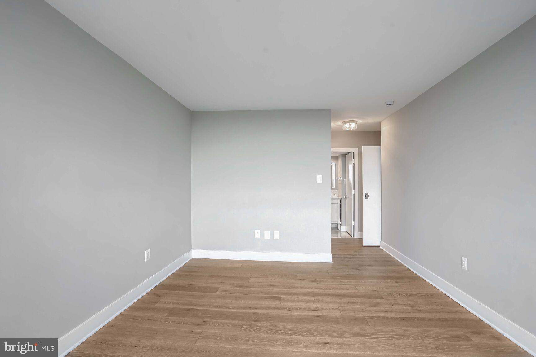 OLD TOWN ALEXANDRIA - Residential