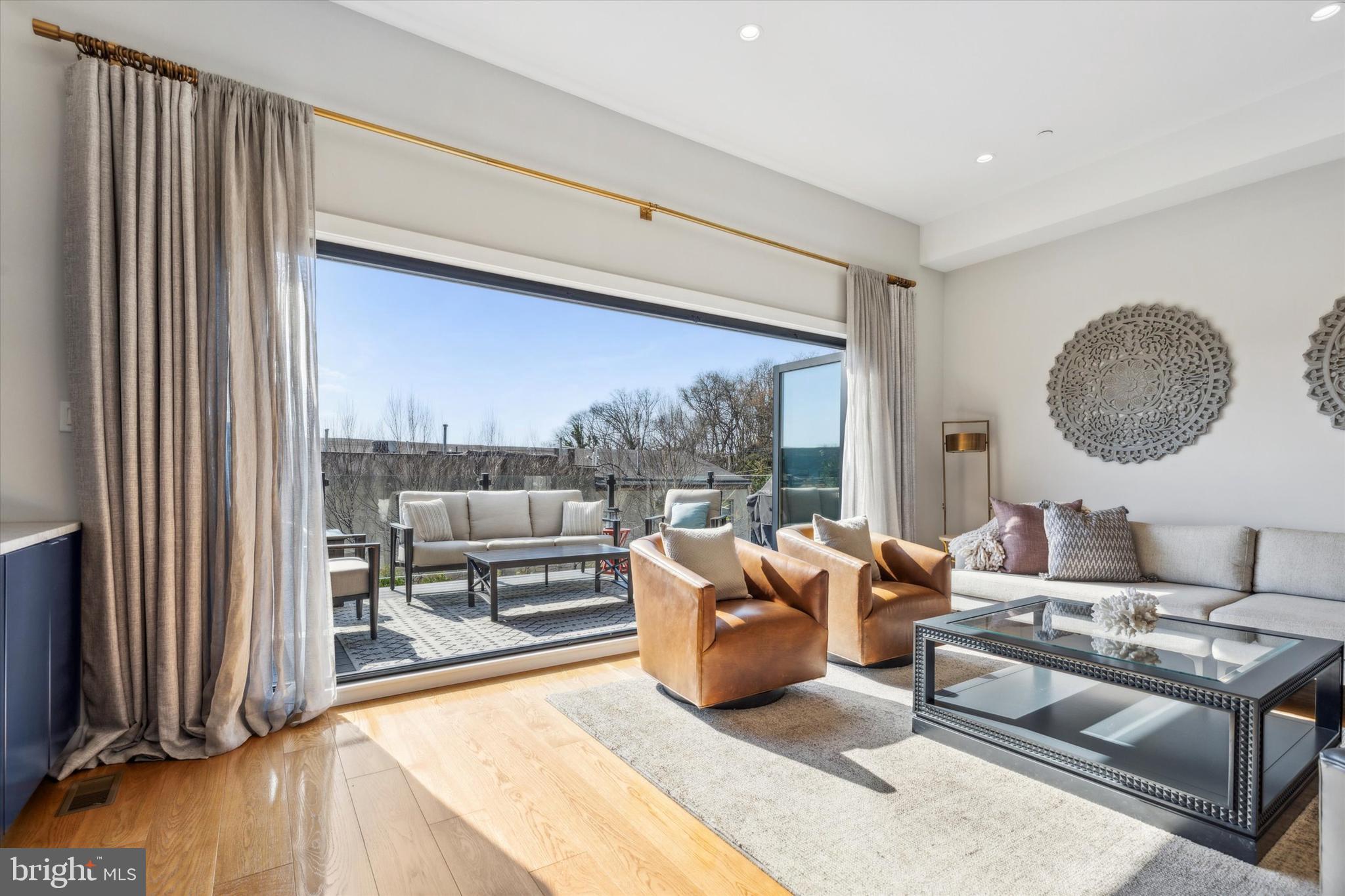 MANAYUNK - Residential