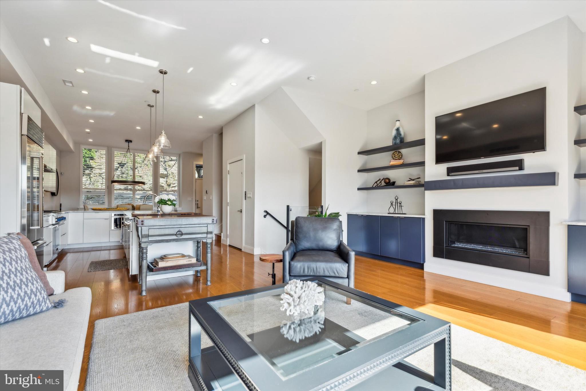 MANAYUNK - Residential