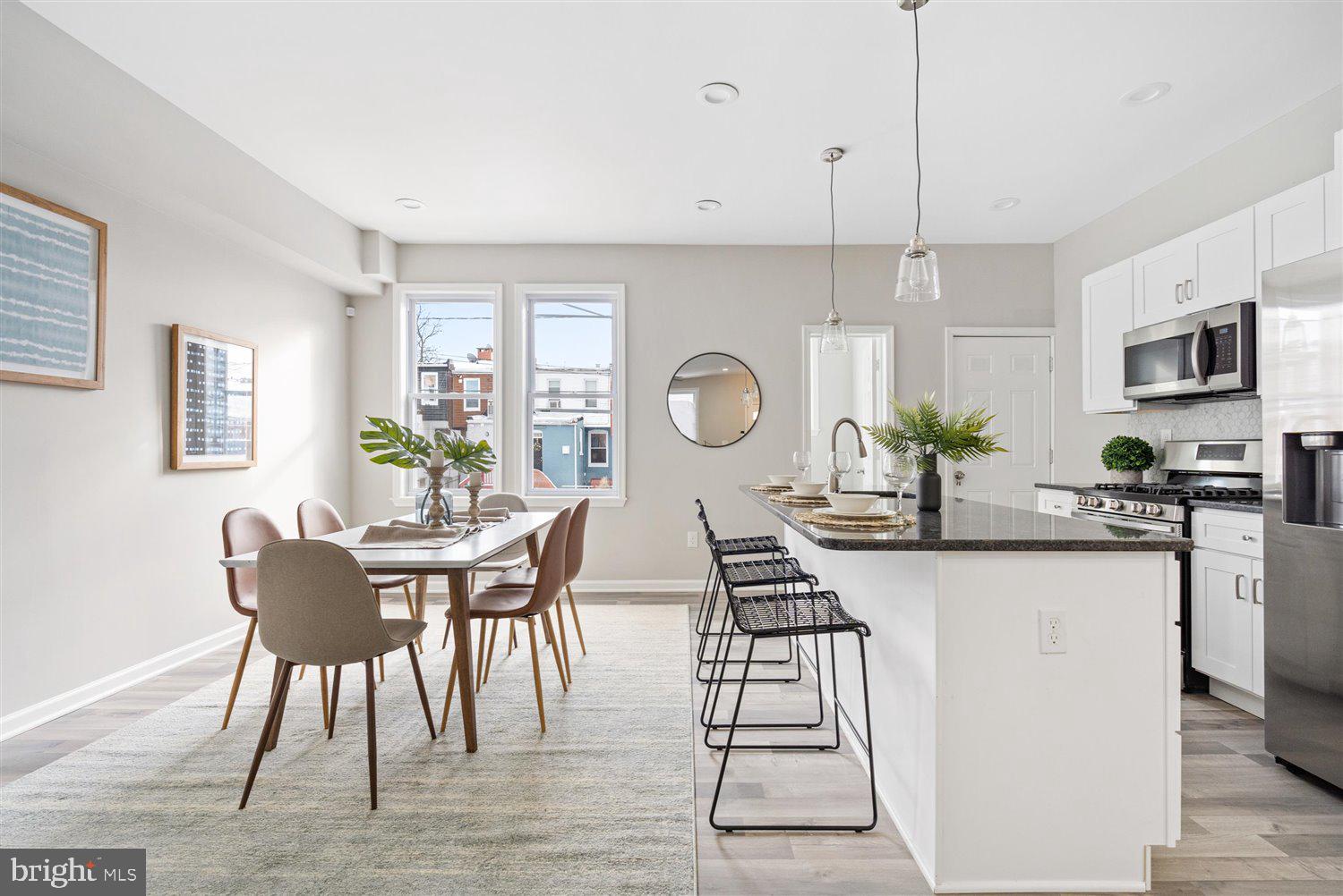 MONTEBELLO - Residential