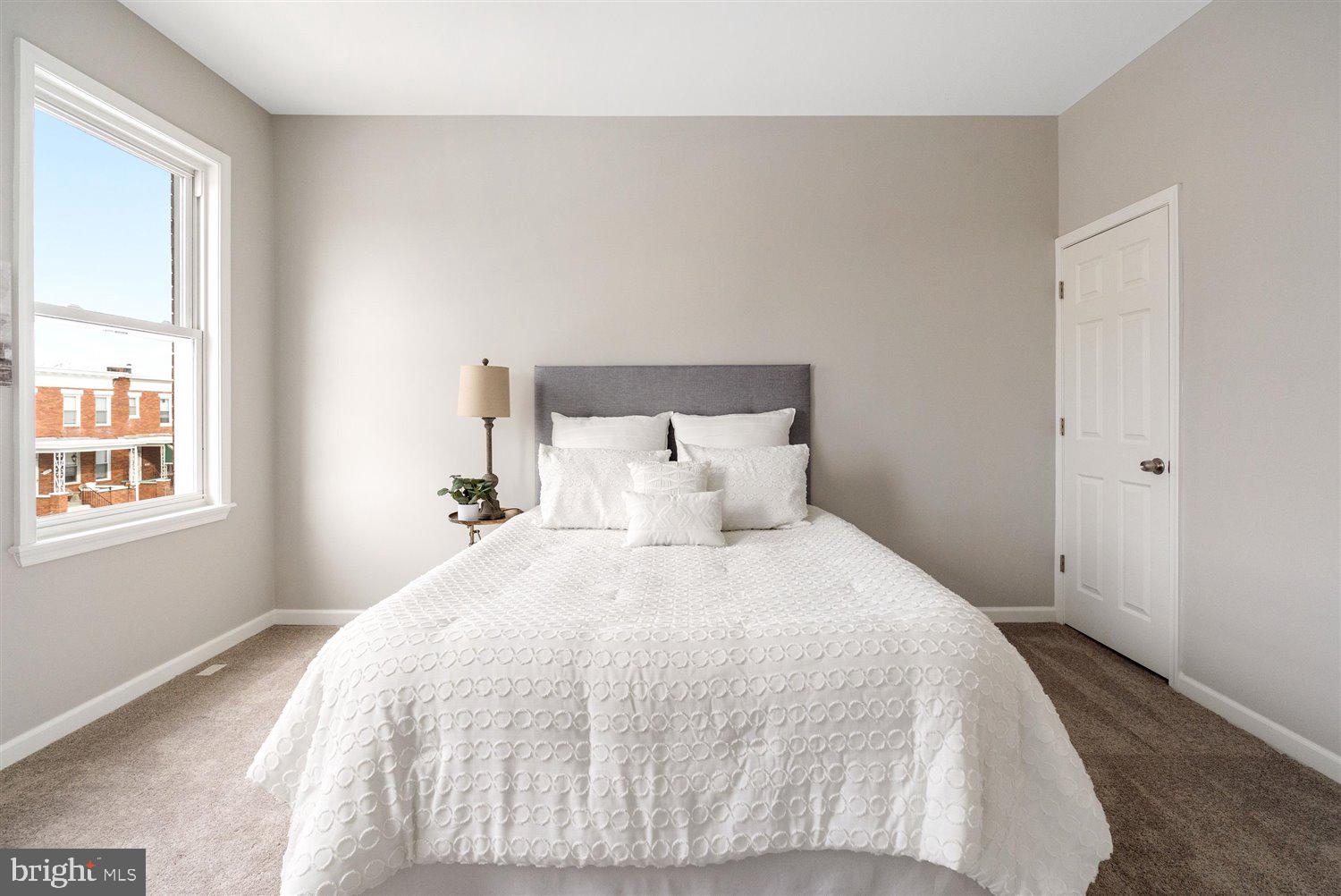 MONTEBELLO - Residential