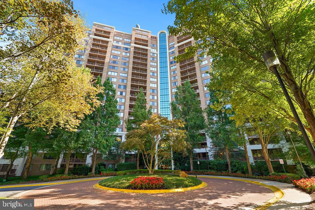 GROSVENOR PARK - Residential