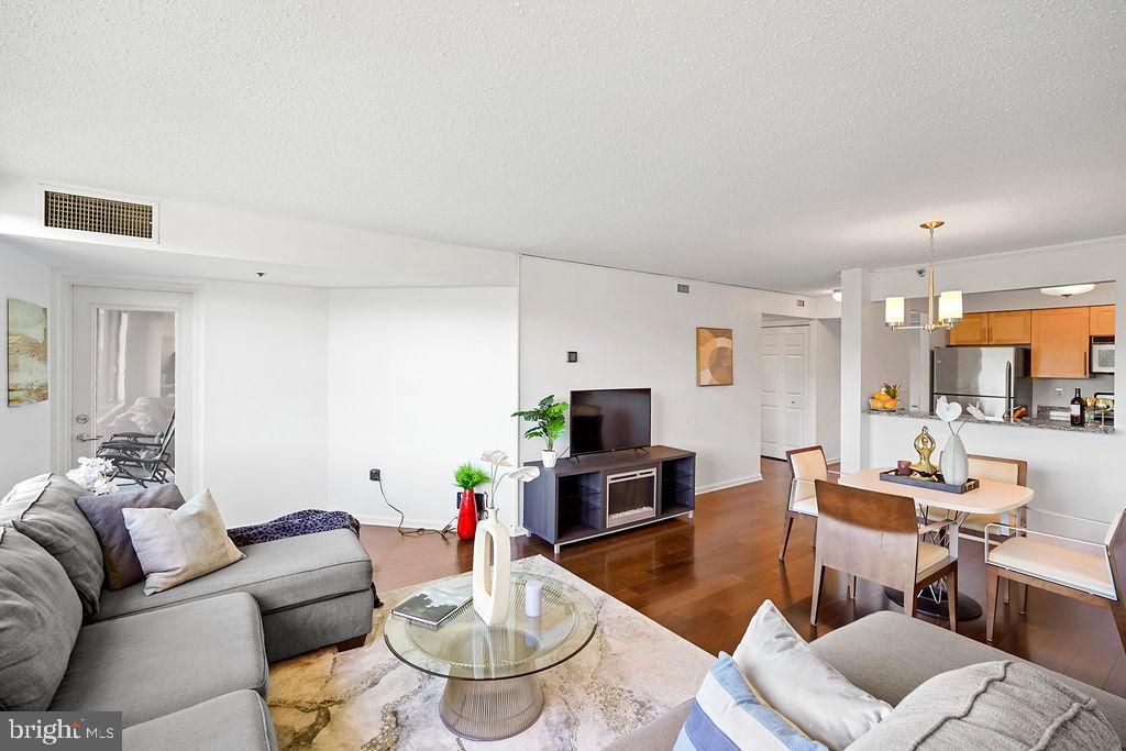 GROSVENOR PARK - Residential