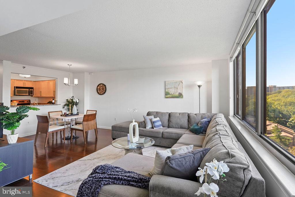 GROSVENOR PARK - Residential