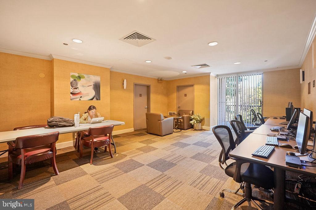 GROSVENOR PARK - Residential