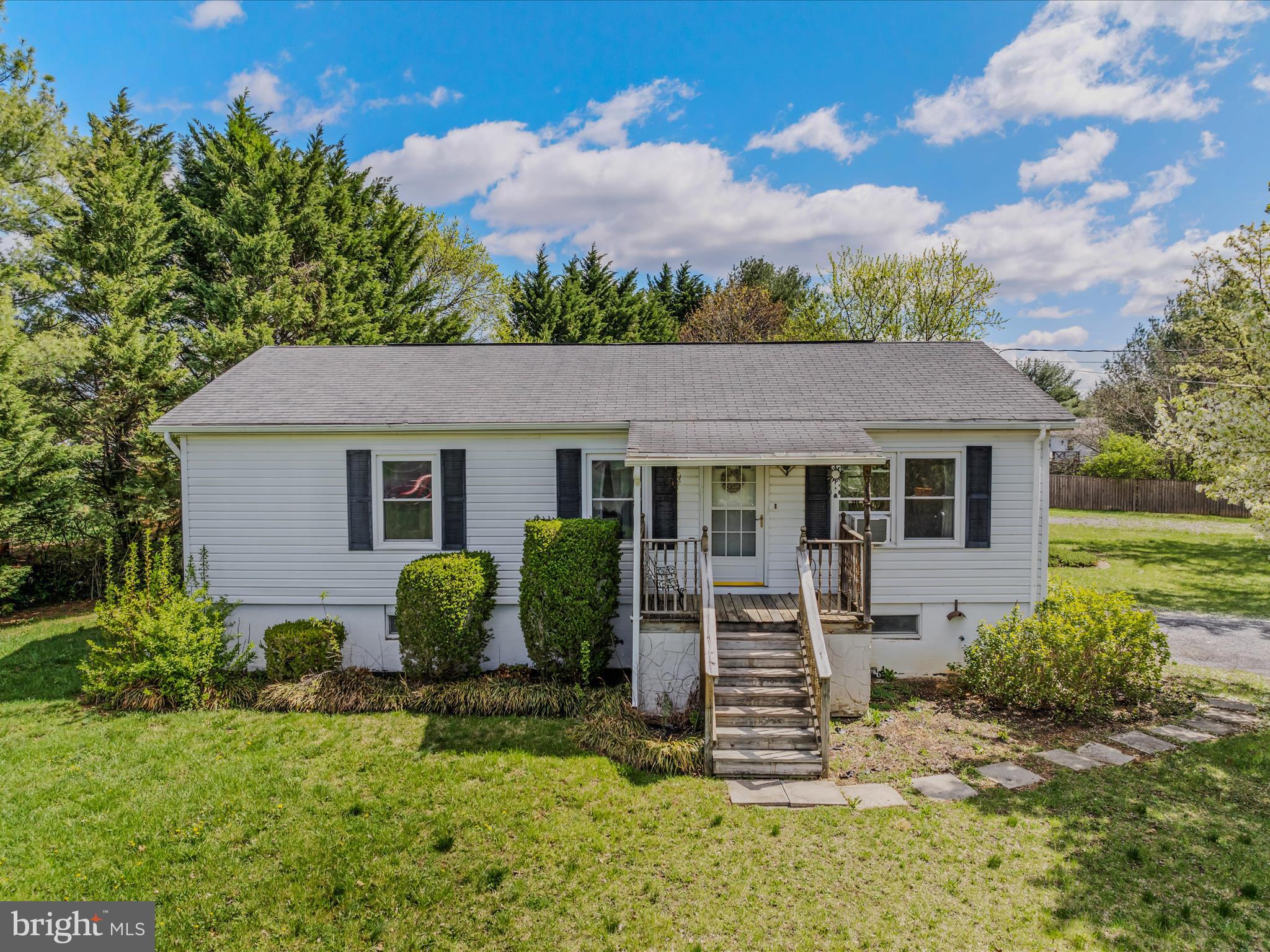 74 JASON WAY