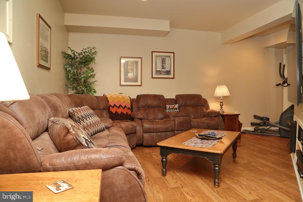 PENNS CROSSING - Residential