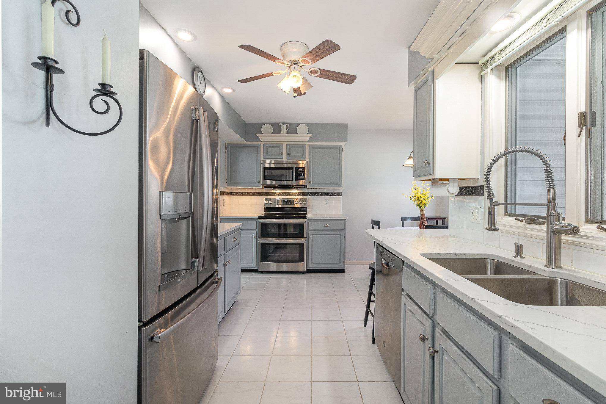 BEACON HILL - Residential