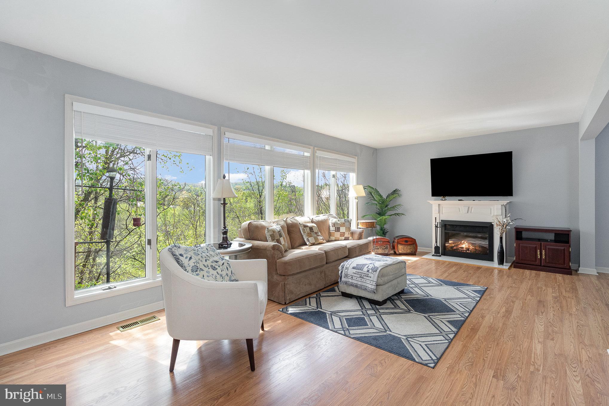 BEACON HILL - Residential