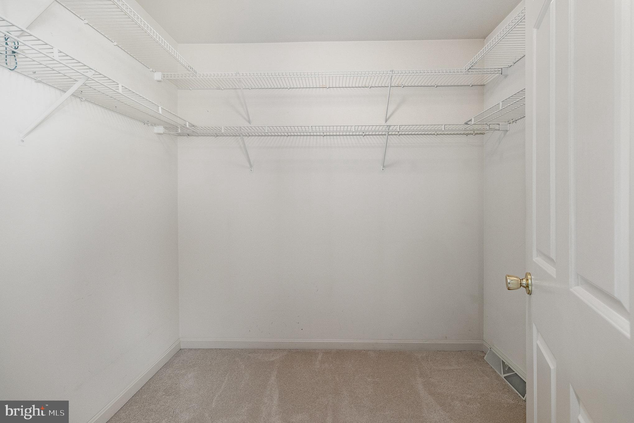 BEACON HILL - Residential