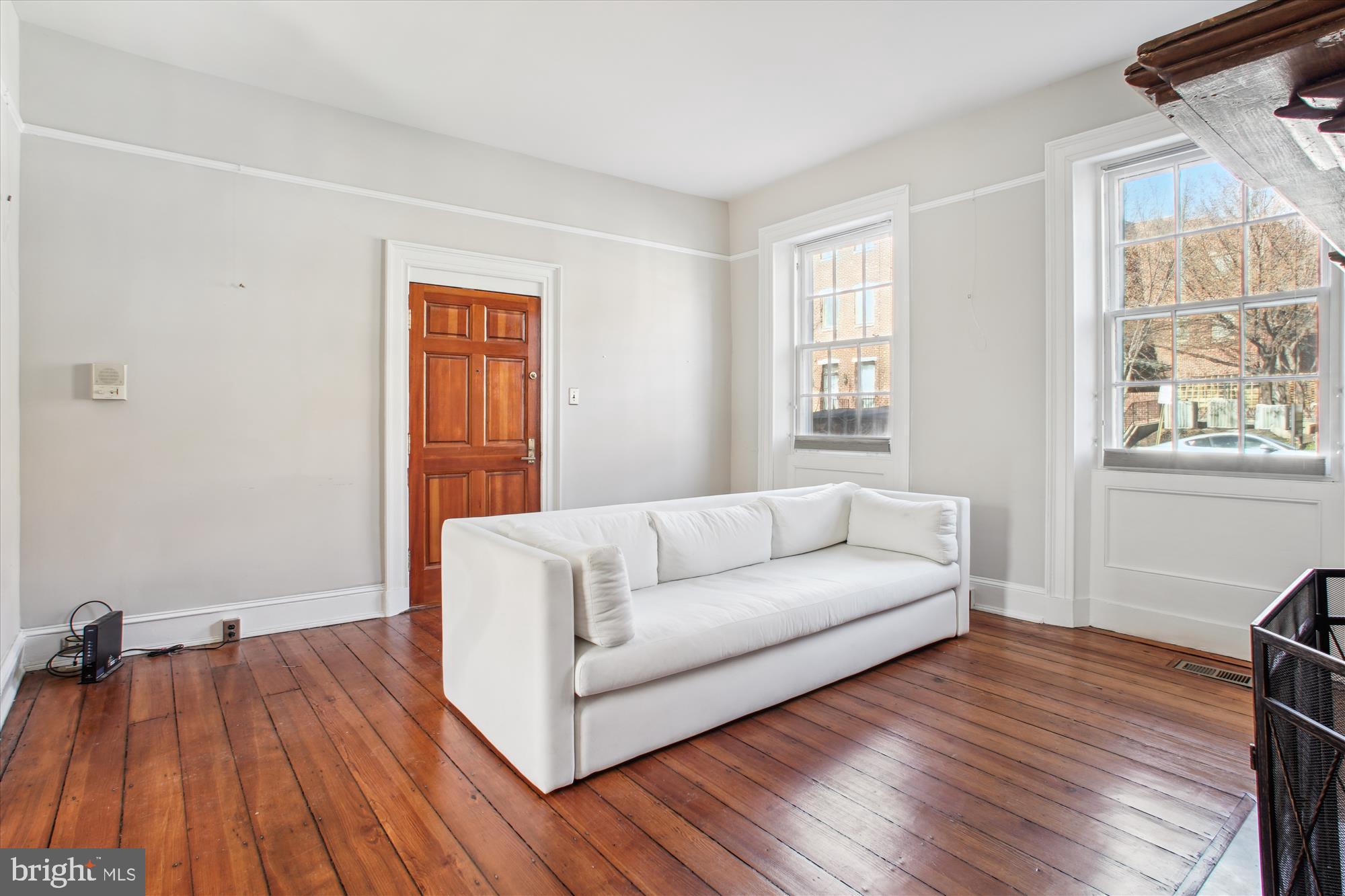 THE COURTS - Residential Lease