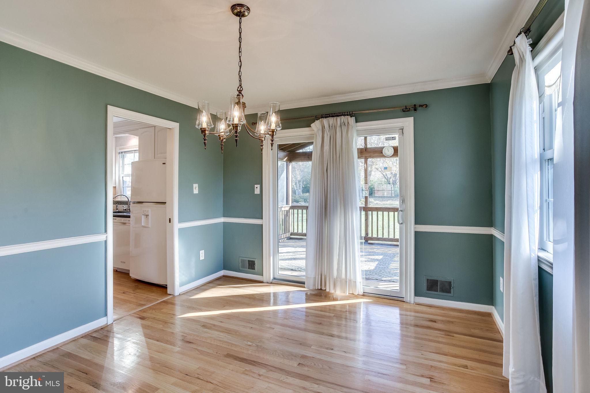 MOUNTAIN VIEW - Residential