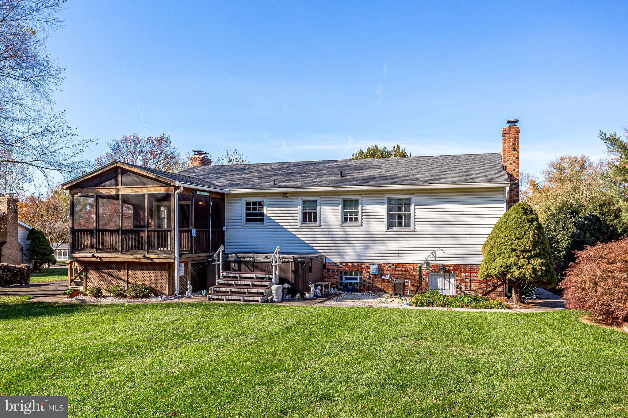 MOUNTAIN VIEW - Residential