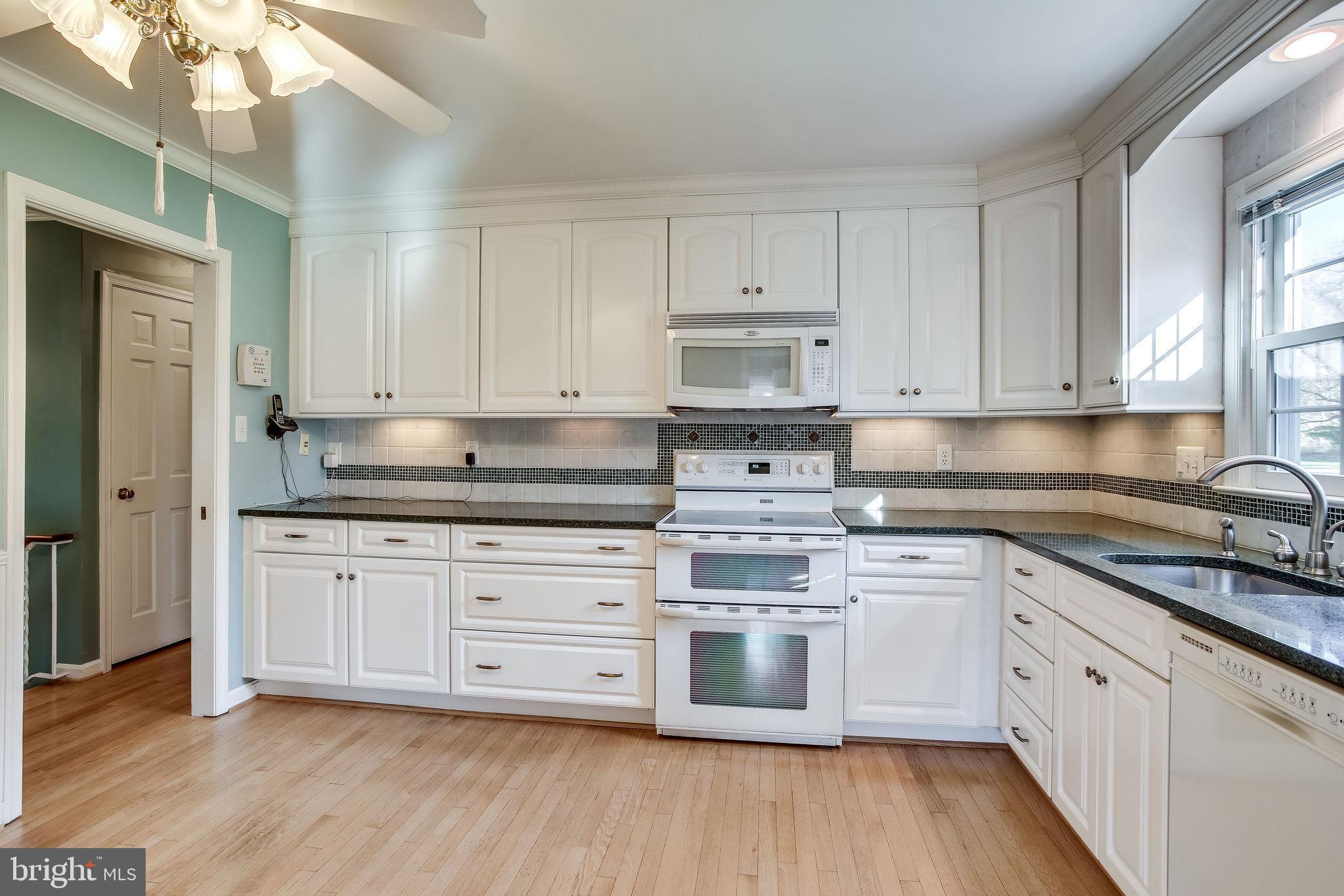 MOUNTAIN VIEW - Residential