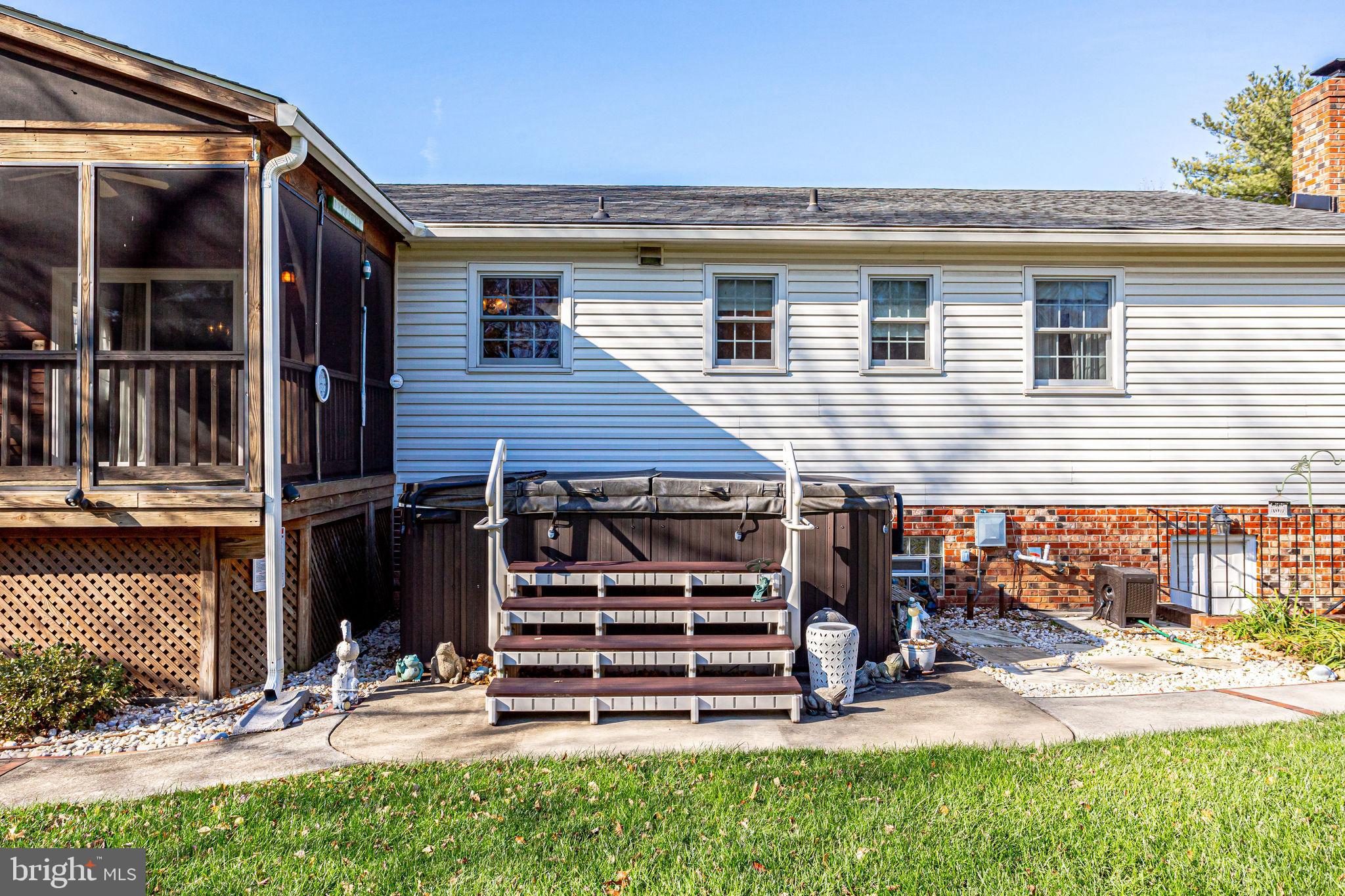 MOUNTAIN VIEW - Residential