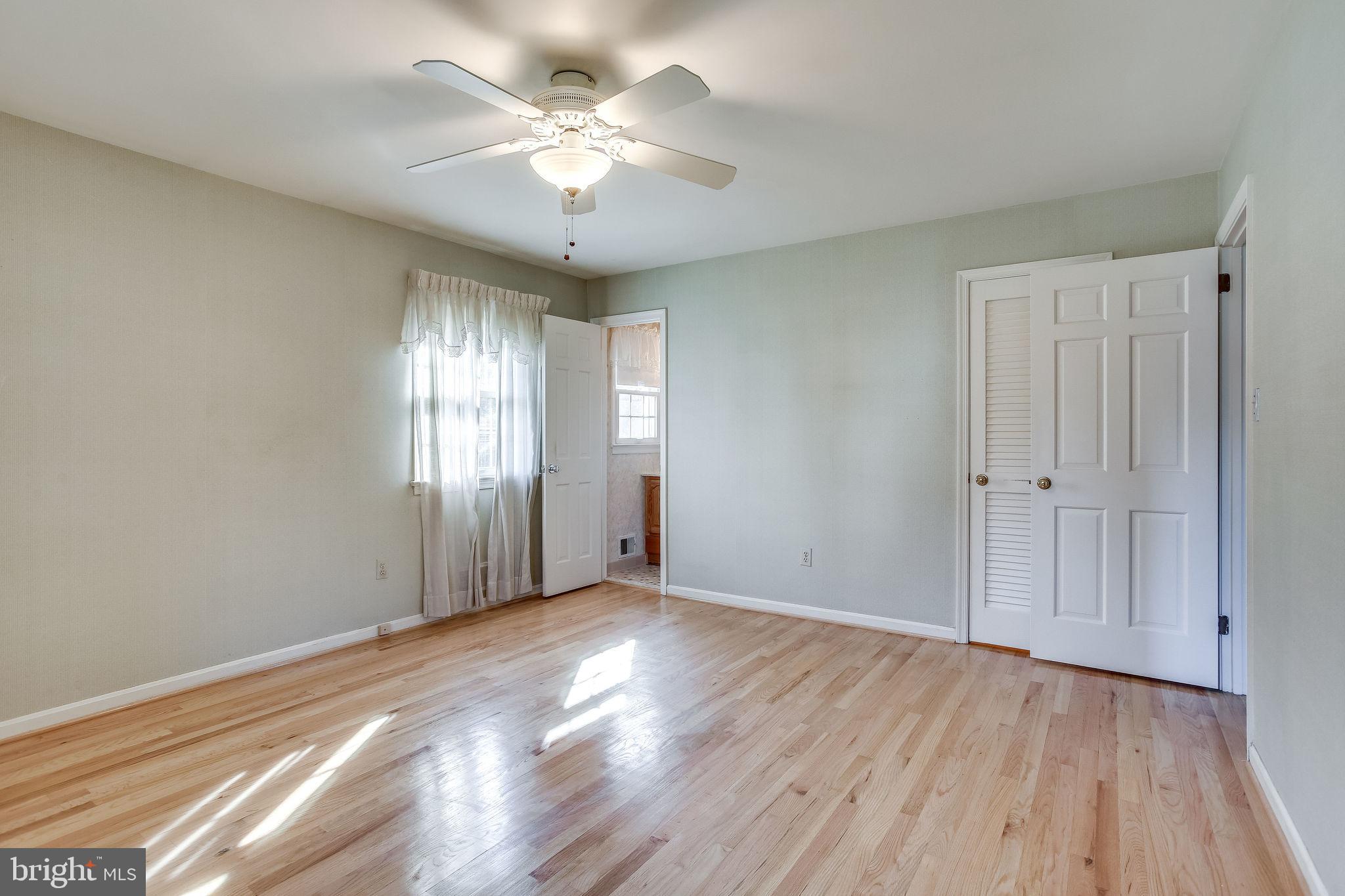 MOUNTAIN VIEW - Residential