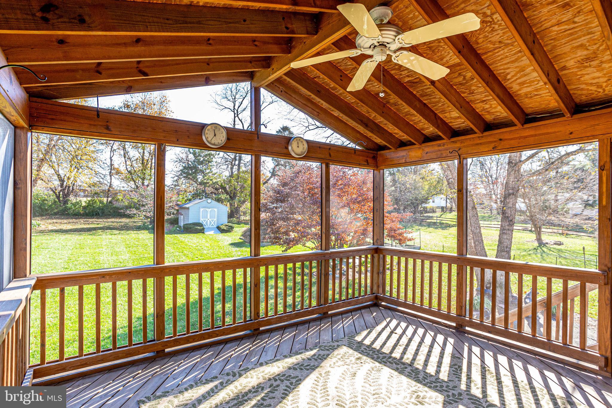 MOUNTAIN VIEW - Residential