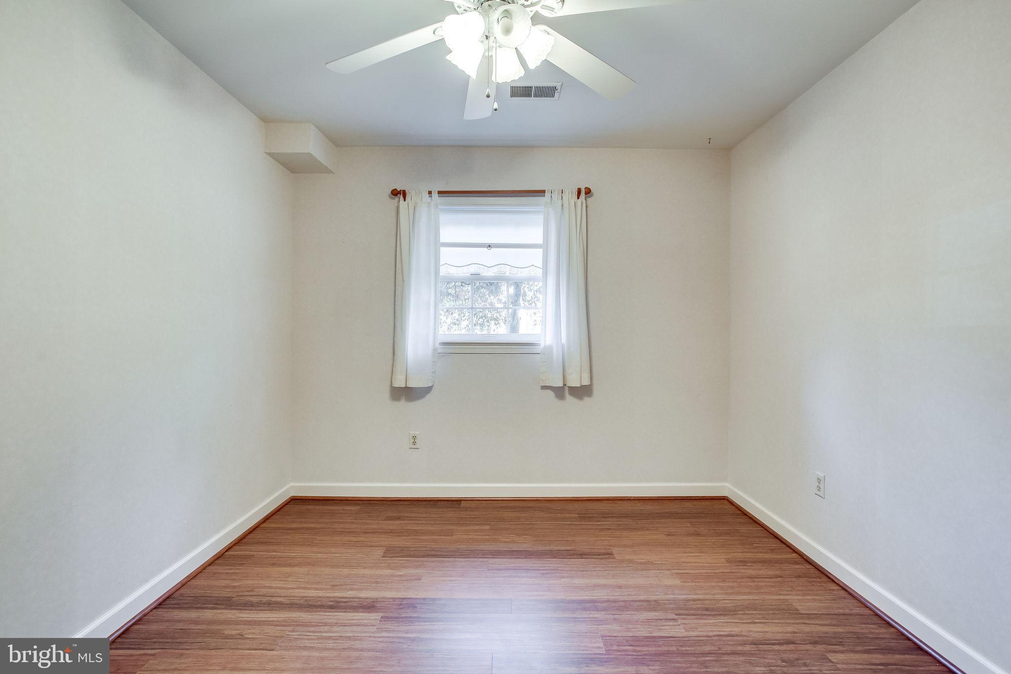 MOUNTAIN VIEW - Residential