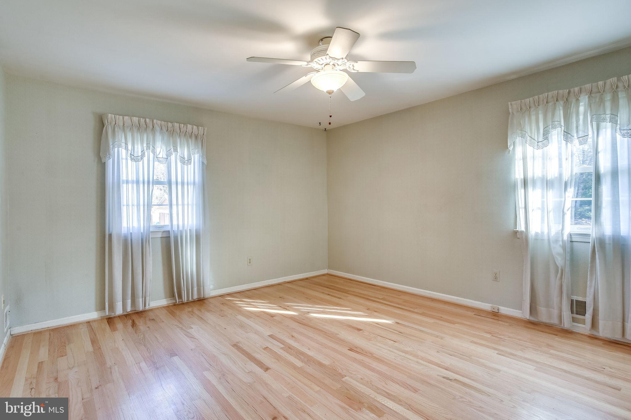 MOUNTAIN VIEW - Residential