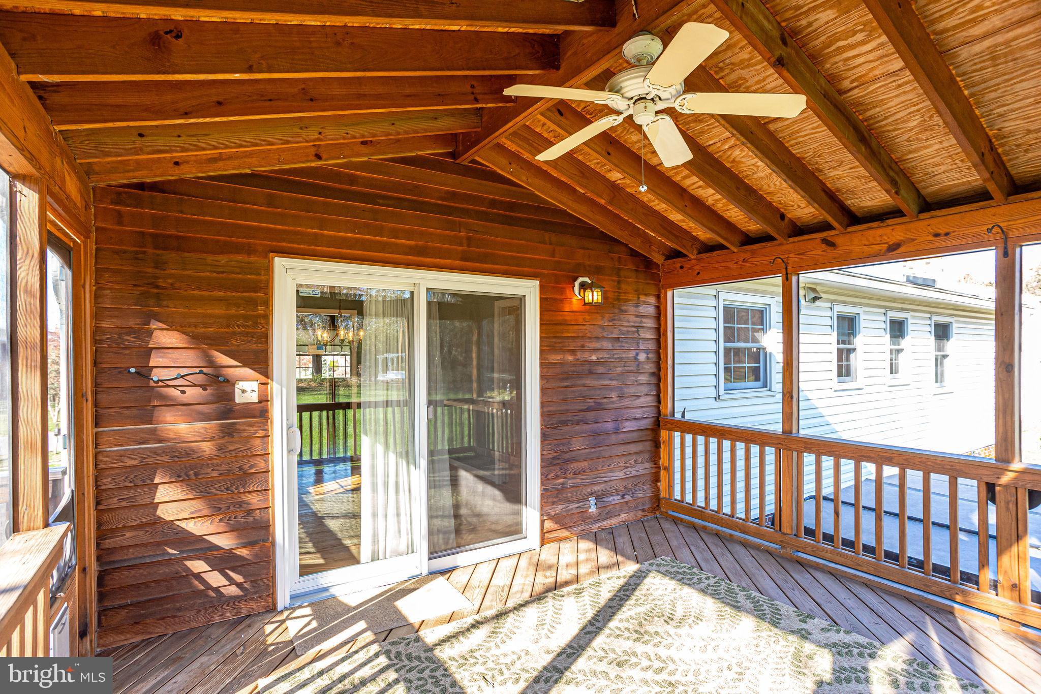 MOUNTAIN VIEW - Residential