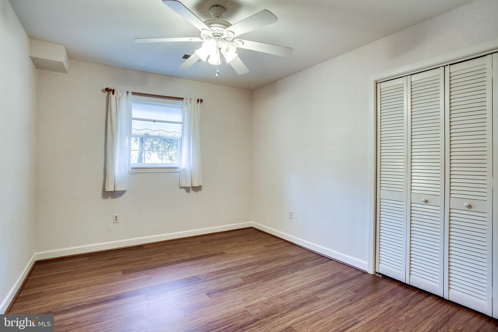 MOUNTAIN VIEW - Residential