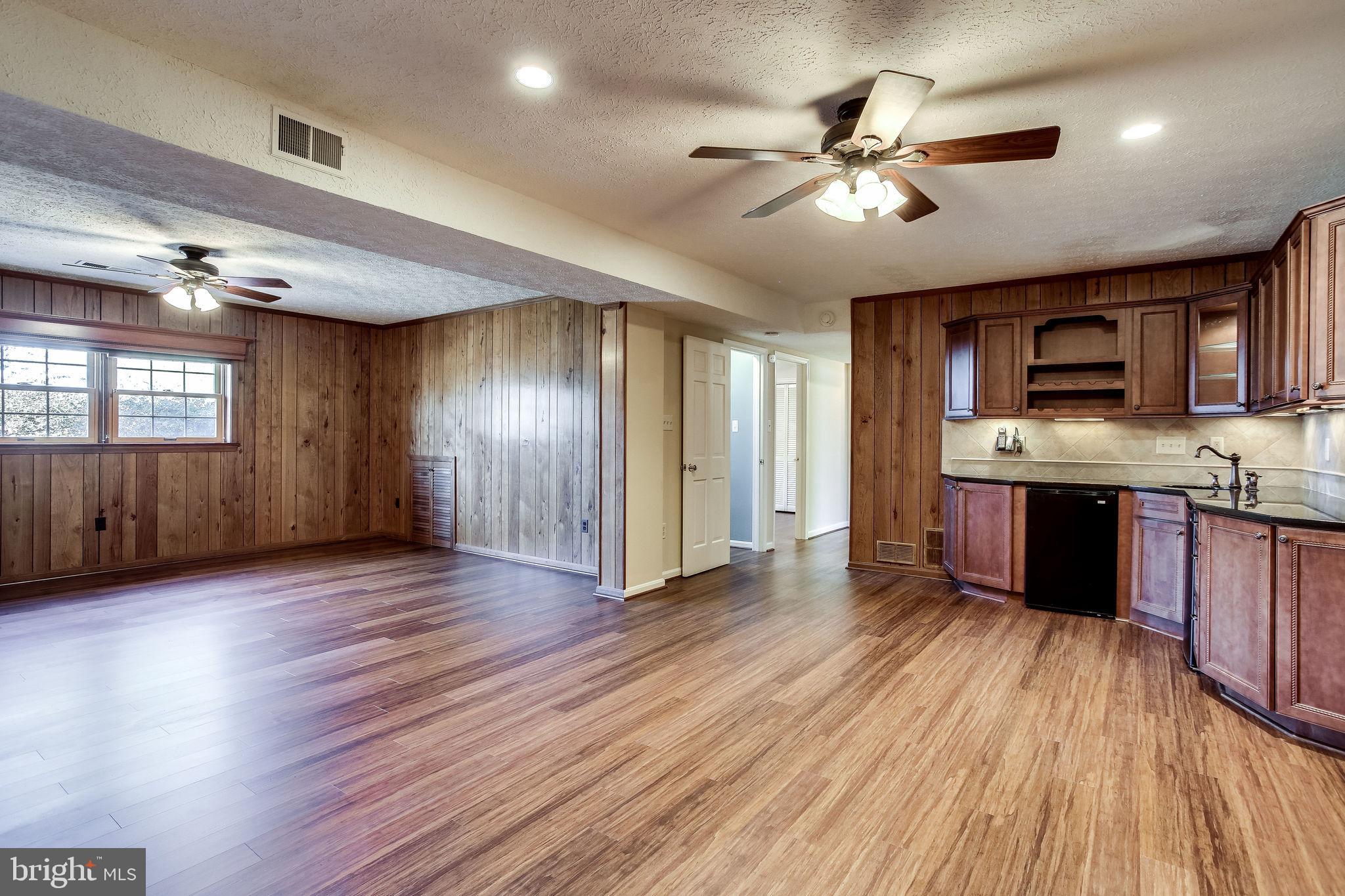 MOUNTAIN VIEW - Residential