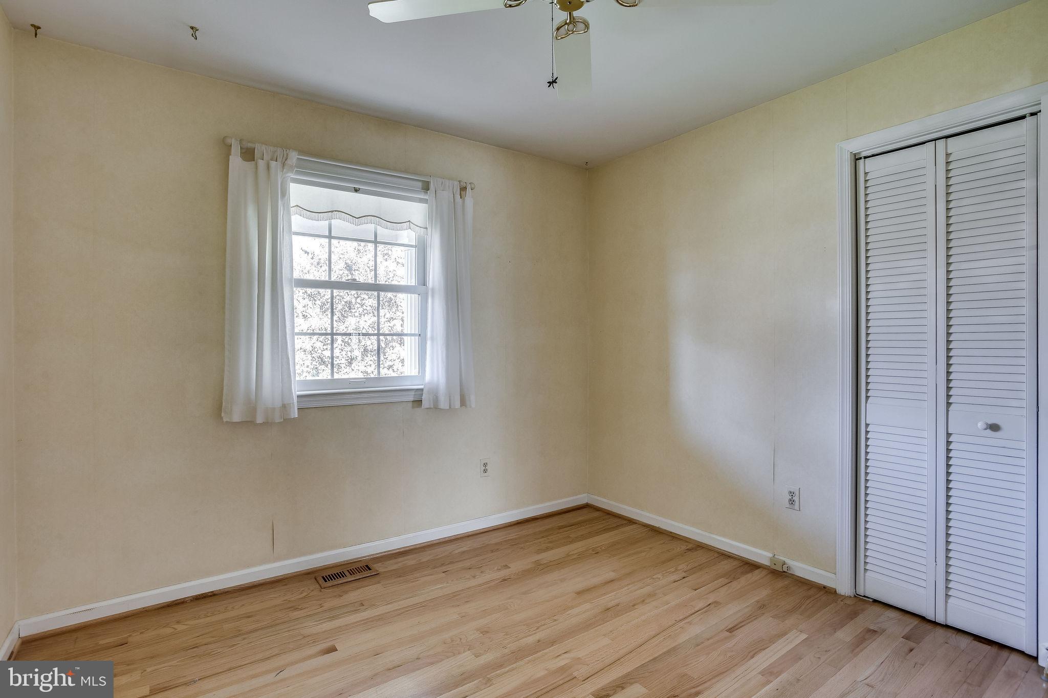 MOUNTAIN VIEW - Residential