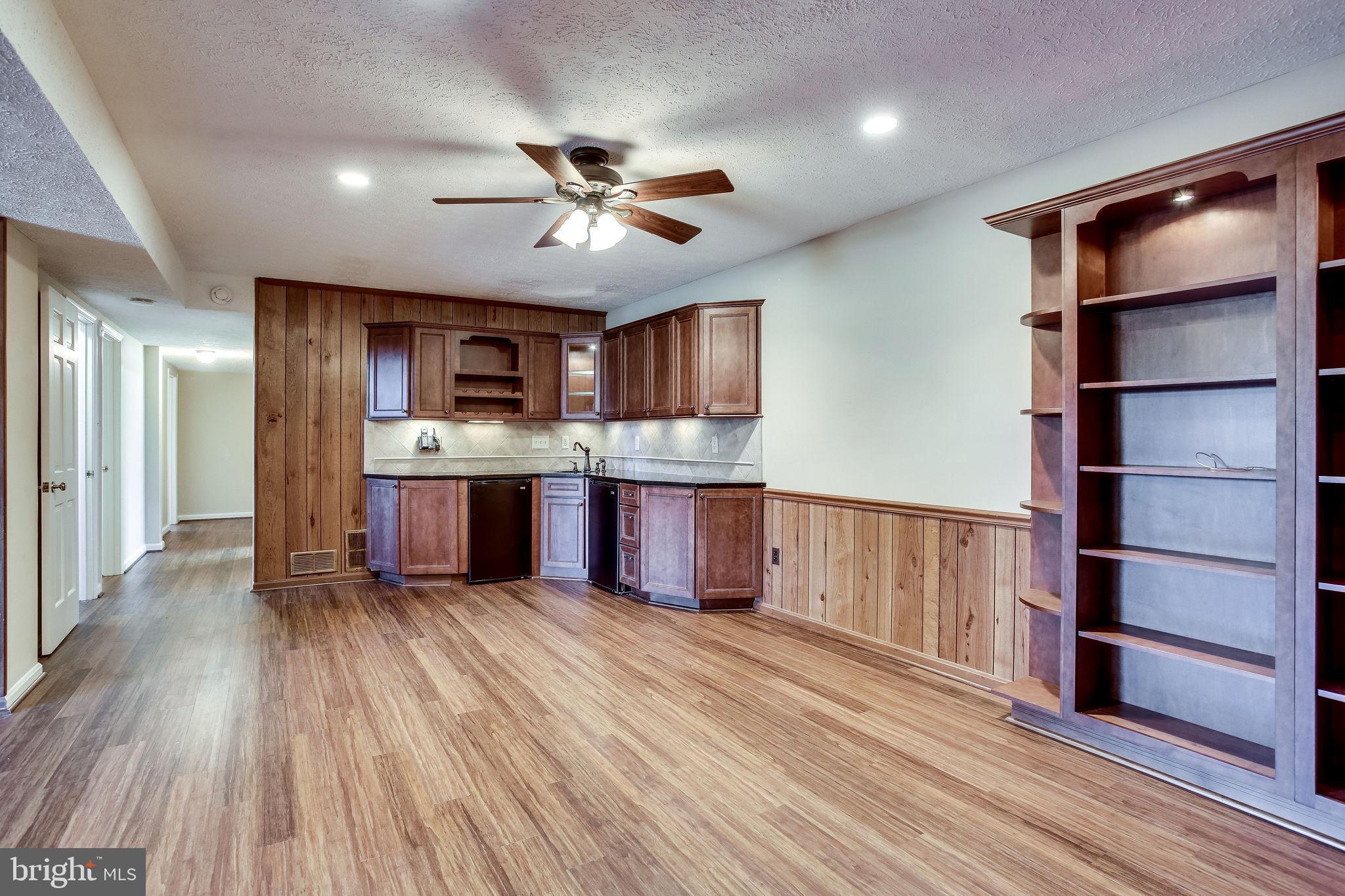 MOUNTAIN VIEW - Residential