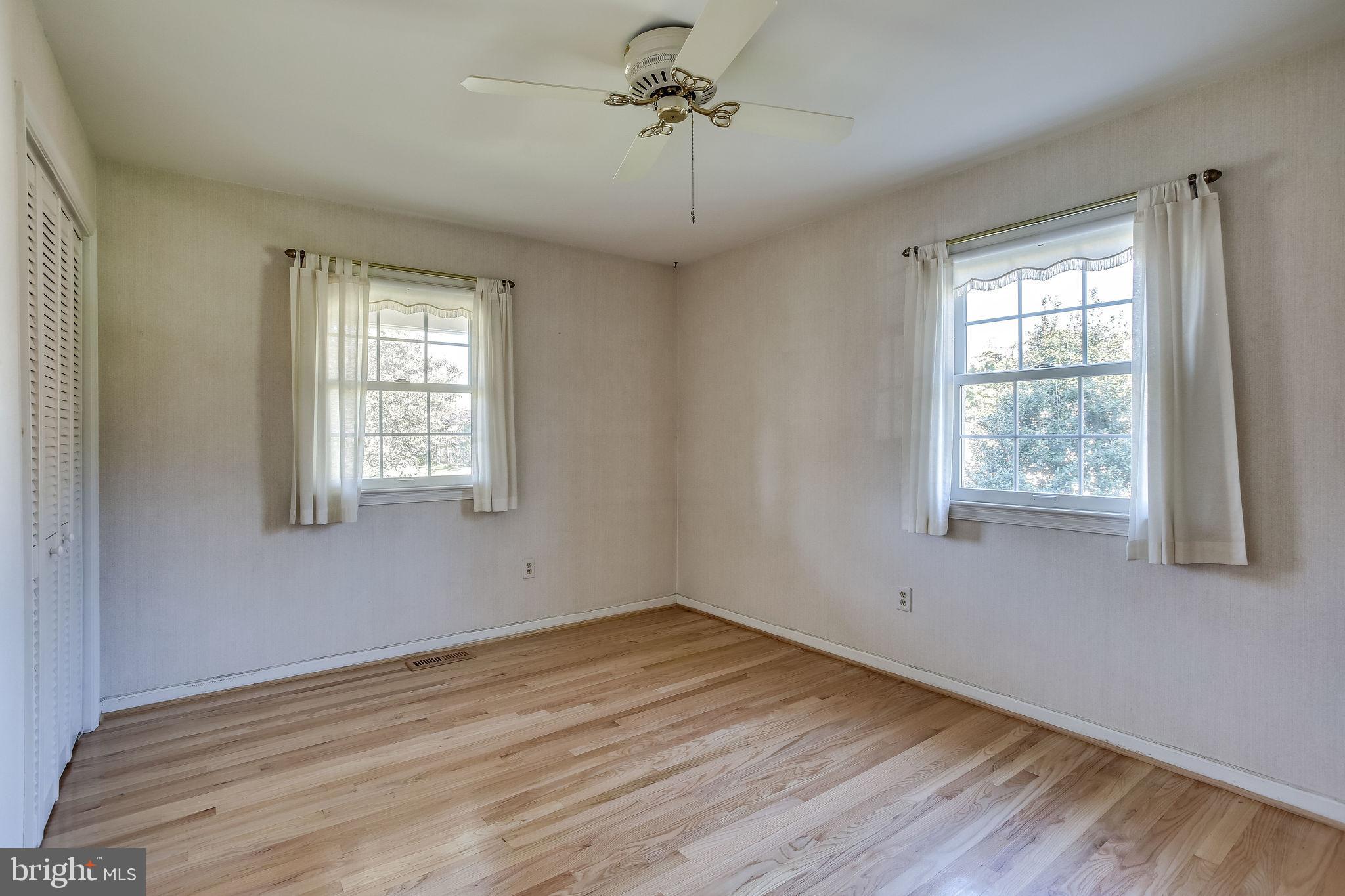 MOUNTAIN VIEW - Residential