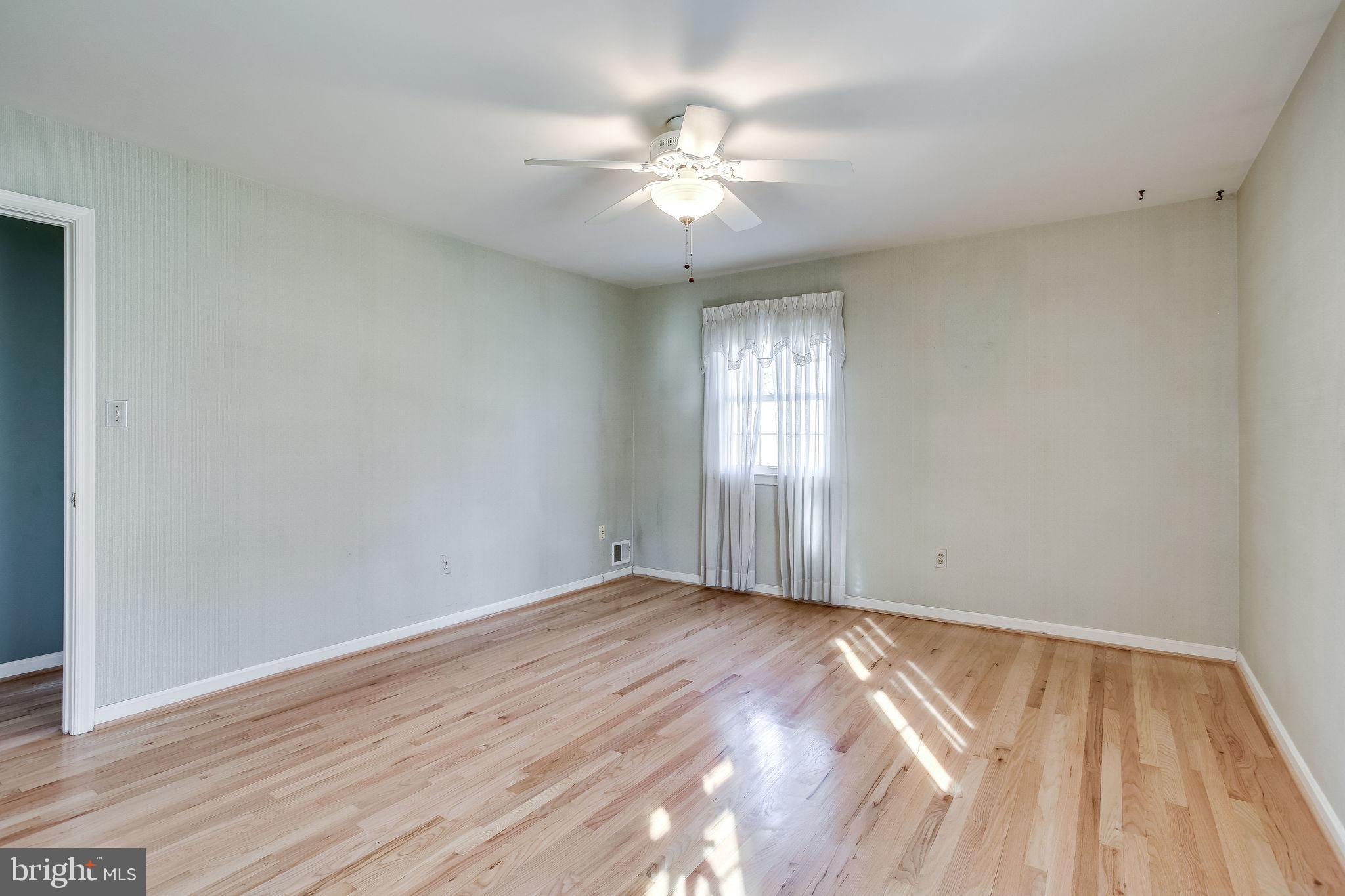 MOUNTAIN VIEW - Residential