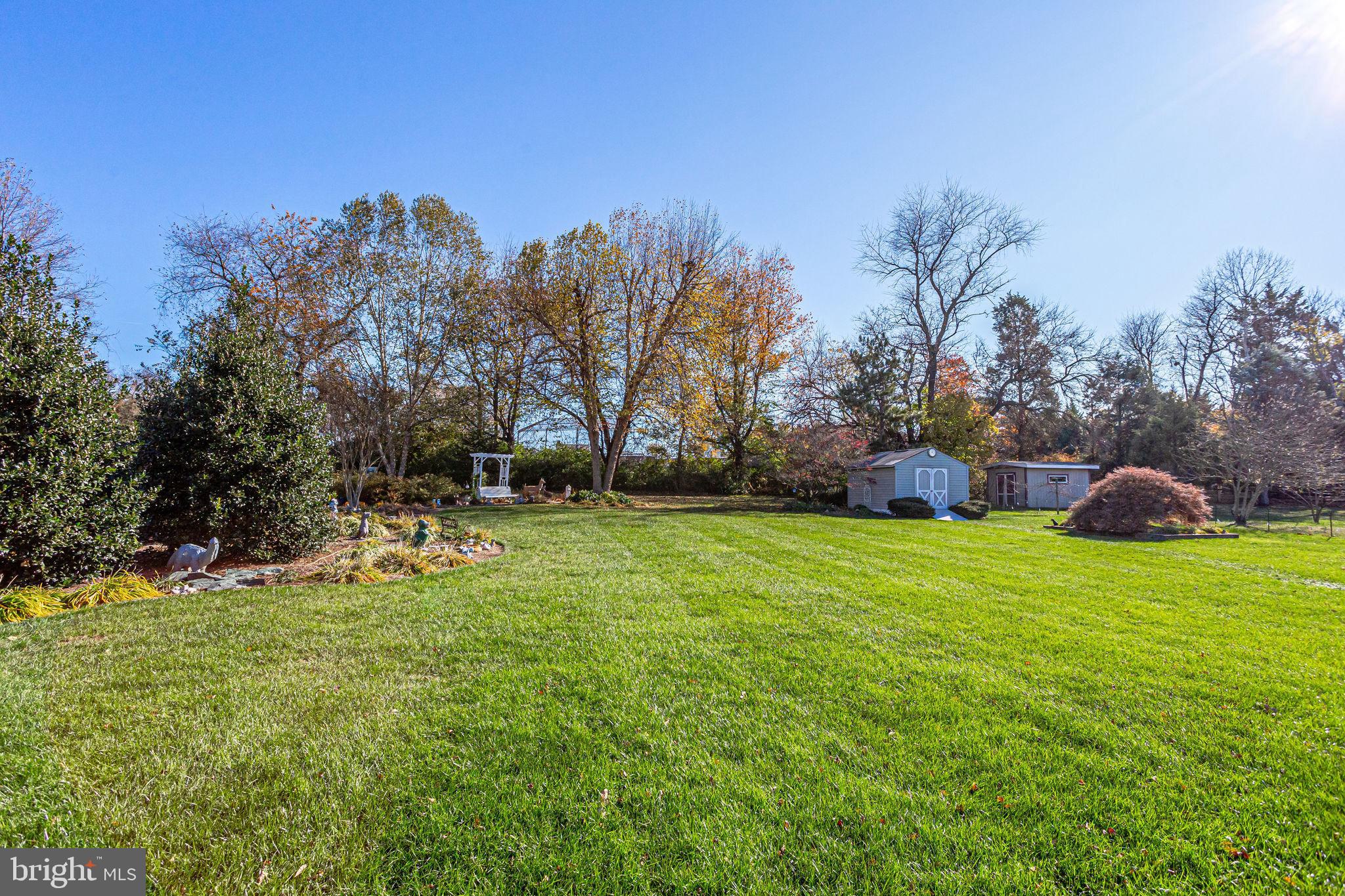 MOUNTAIN VIEW - Residential