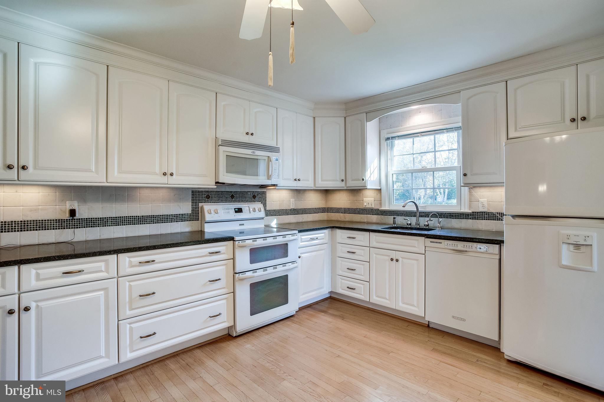 MOUNTAIN VIEW - Residential