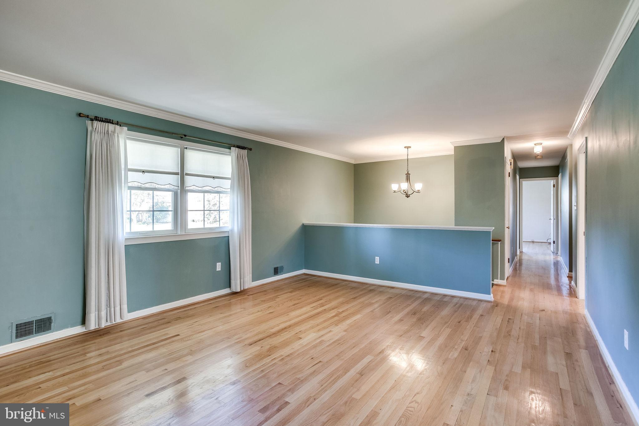 MOUNTAIN VIEW - Residential