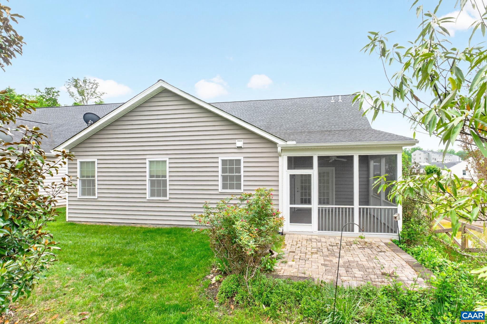 VILLAGE OAKS - Residential