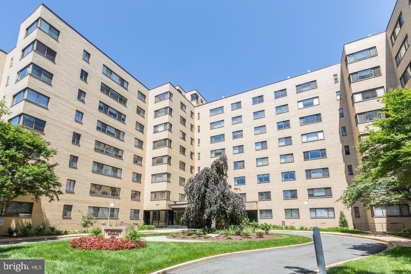 3701 CONNECTICUT AVENUE NW 229 - Photo 2